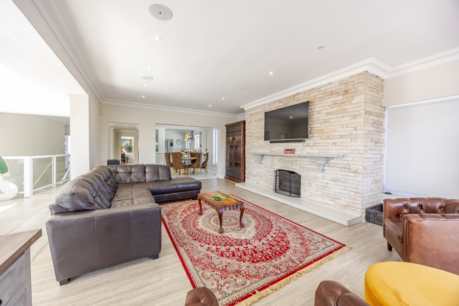 5 Bedroom Property for Sale in Milnerton Central Western Cape